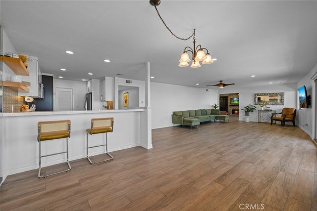 2700 E Panorama Drive 208, Signal Hill, CA 90755