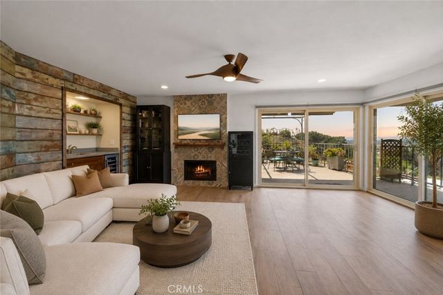 2700 E Panorama Drive 208, Signal Hill, CA 90755