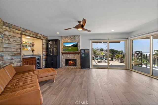 2700 E Panorama Drive 208, Signal Hill, CA 90755