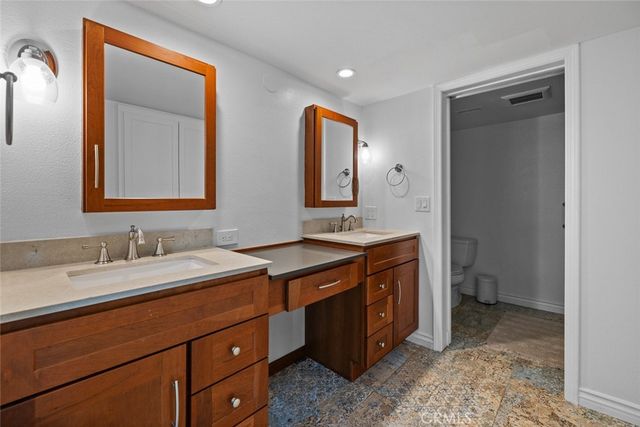 2700 E Panorama Drive 208, Signal Hill, CA 90755