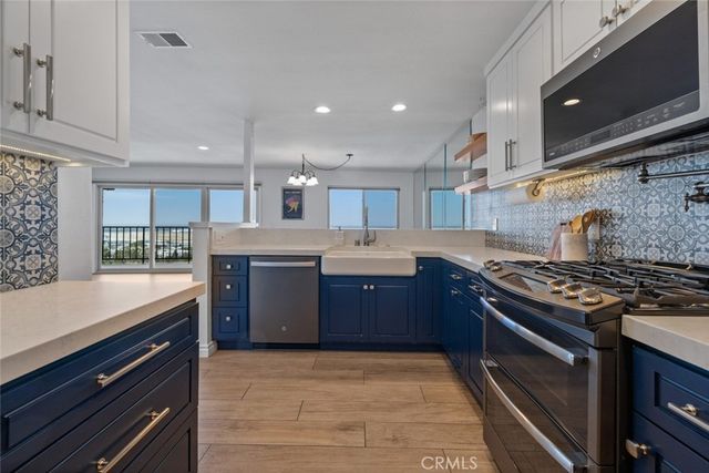 2700 E Panorama Drive 208, Signal Hill, CA 90755
