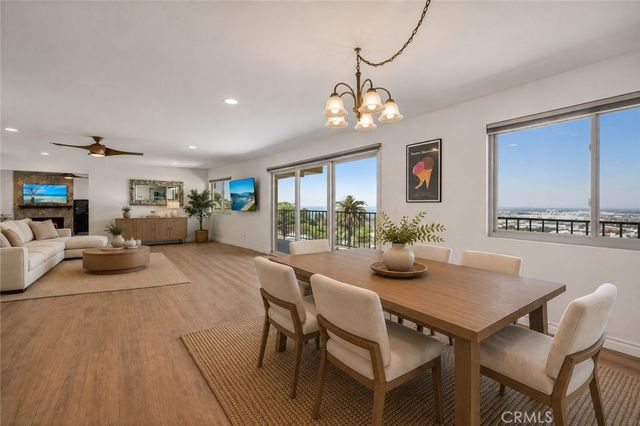 2700 E Panorama Drive 208, Signal Hill, CA 90755