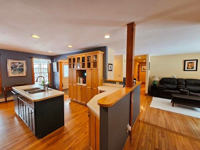 692 Old Walpole Road, Surry, NH 03431