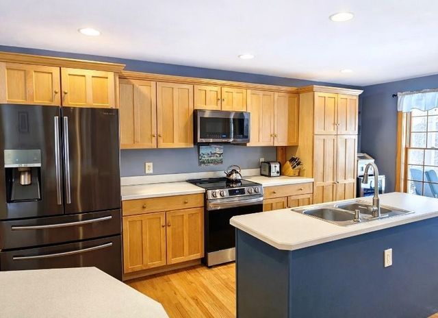 692 Old Walpole Road, Surry, NH 03431