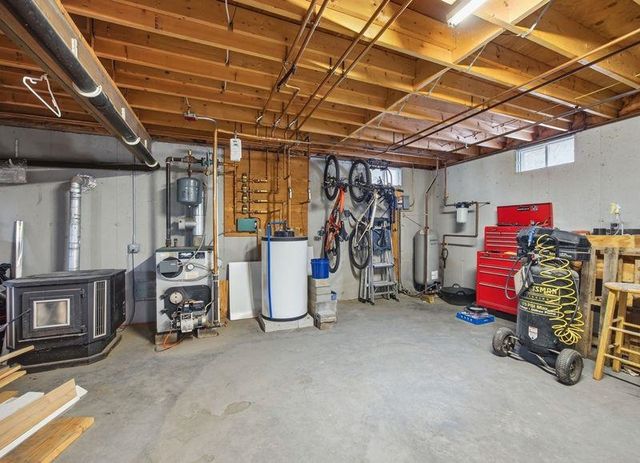 692 Old Walpole Road, Surry, NH 03431