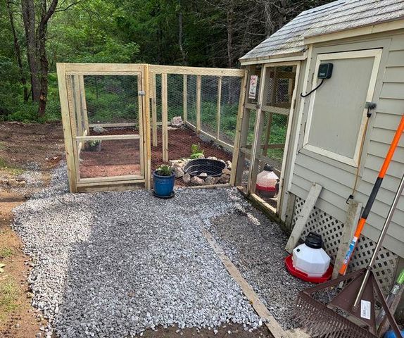 692 Old Walpole Road, Surry, NH 03431