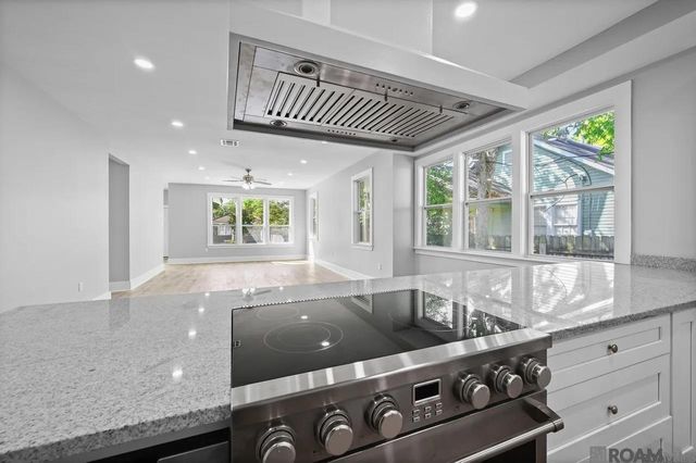 445 Lovers Ln, Baton Rouge, LA 70806