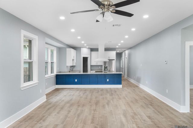 445 Lovers Ln, Baton Rouge, LA 70806