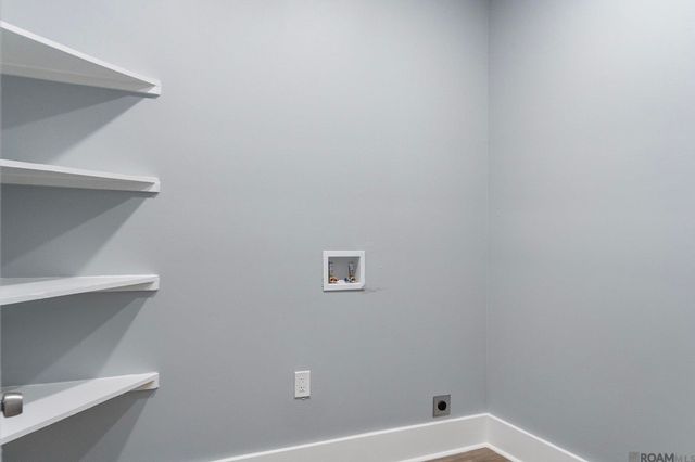 445 Lovers Ln, Baton Rouge, LA 70806