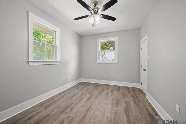 445 Lovers Ln, Baton Rouge, LA 70806