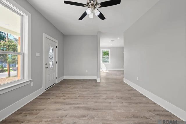 445 Lovers Ln, Baton Rouge, LA 70806