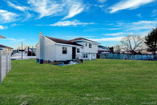 59 Ford Drive W, Massapequa, NY 11758