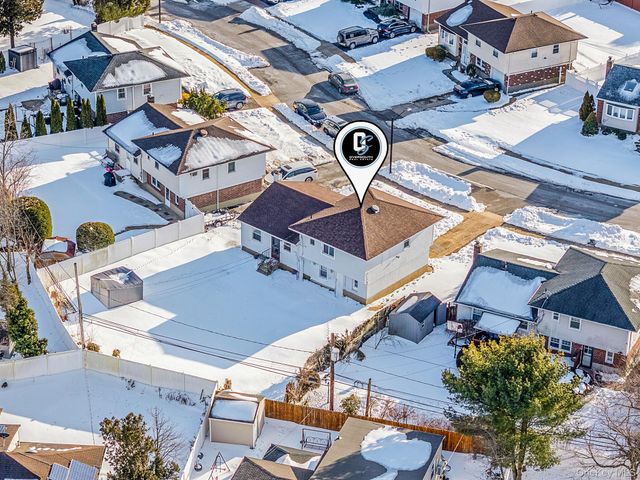 59 Ford Drive W, Massapequa, NY 11758