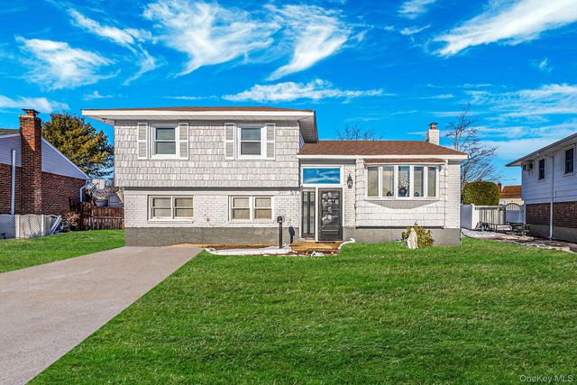 59 Ford Drive W, Massapequa, NY 11758