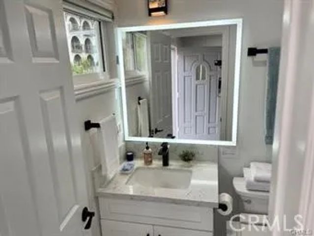 1349 N Formosa Avenue A, Los Angeles, CA 90046