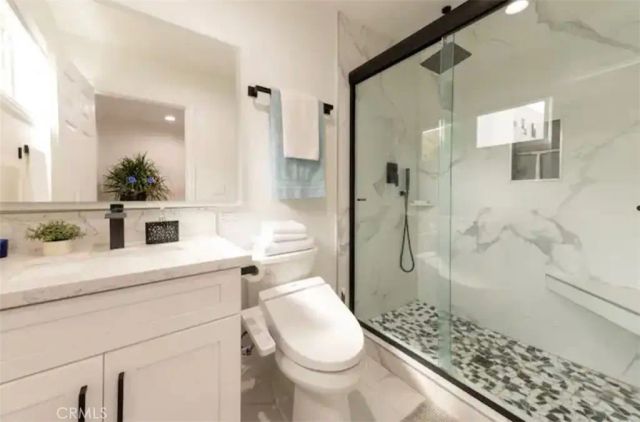 1349 N Formosa Avenue A, Los Angeles, CA 90046