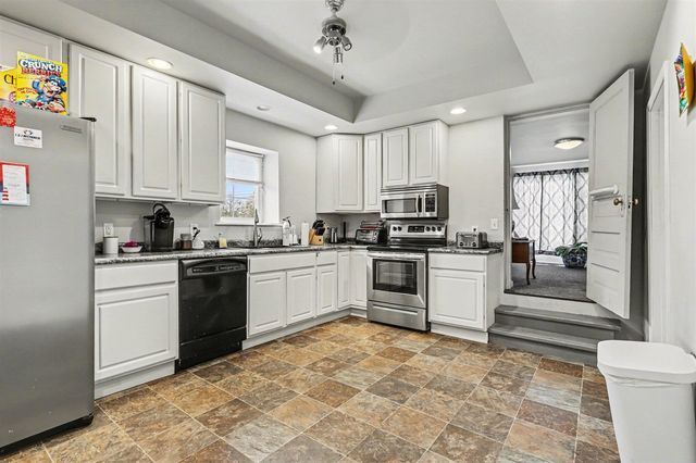 130 E Water Street, Constantine, MI 49042