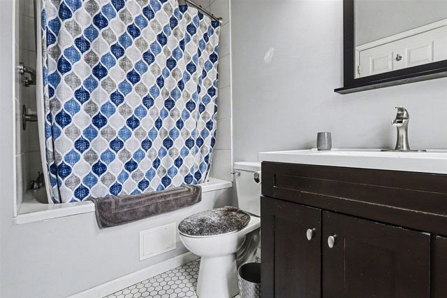 130 E Water Street, Constantine, MI 49042