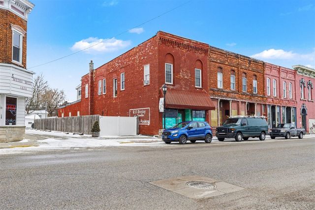 130 E Water Street, Constantine, MI 49042