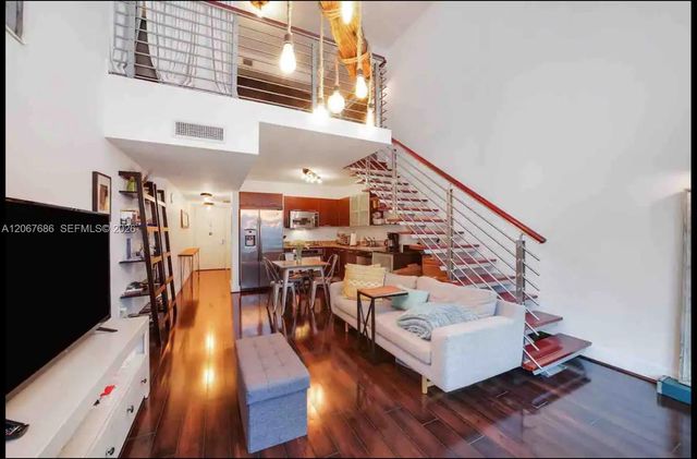 41 SE 5th Street 704, Miami, FL 33131