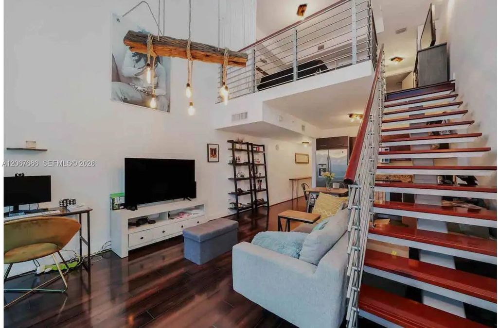 41 SE 5th Street 704, Miami, FL 33131