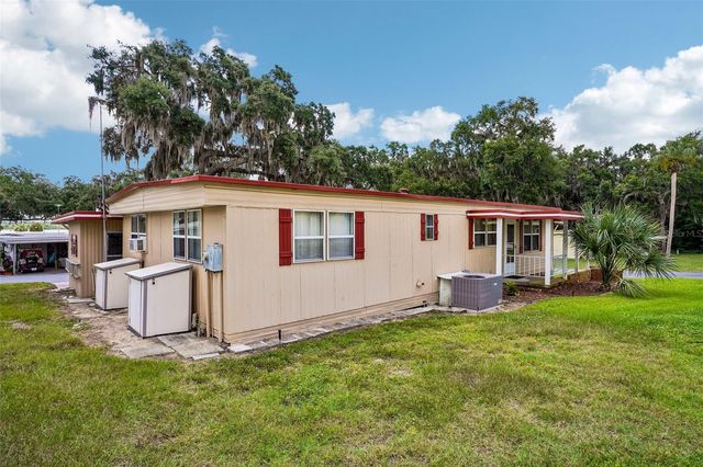 29 HARBOR OAKS DRIVE, Fruitland Park, FL 34731