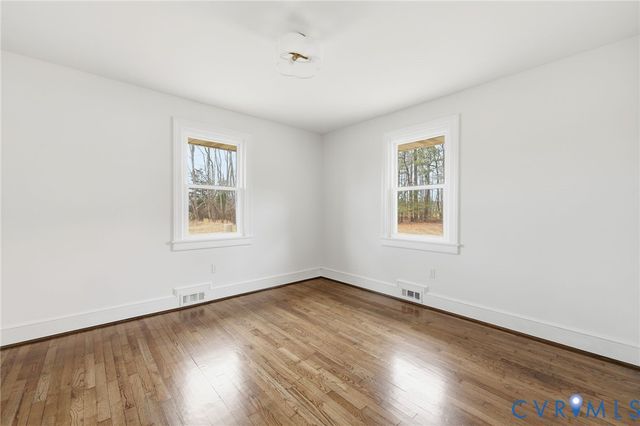 8202 Vaughan, North Dinwiddie, VA 23805