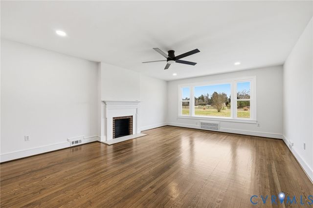 8202 Vaughan, North Dinwiddie, VA 23805