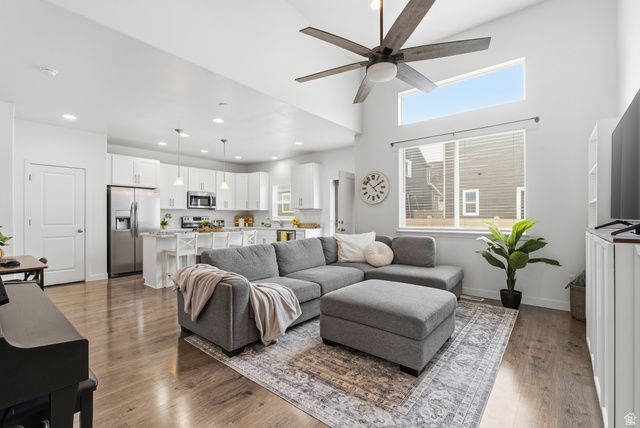 7073 N MOUNTAIN FIELD DR, Eagle Mountain, UT 84005