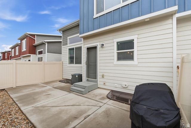 7073 N MOUNTAIN FIELD DR, Eagle Mountain, UT 84005