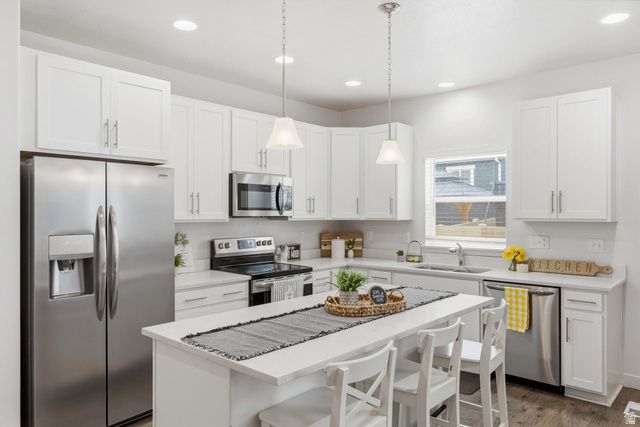 7073 N MOUNTAIN FIELD DR, Eagle Mountain, UT 84005