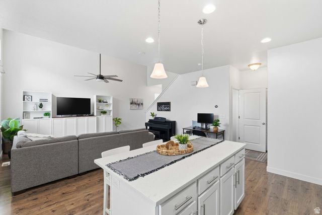 7073 N MOUNTAIN FIELD DR, Eagle Mountain, UT 84005