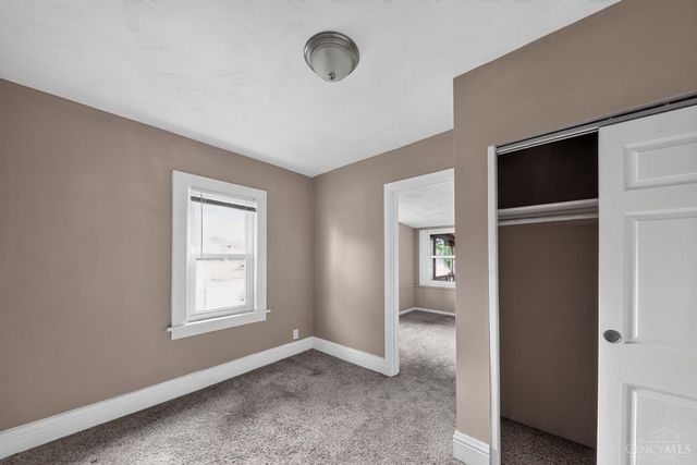 6915 Kleindale Avenue, North College Hill, OH 45231