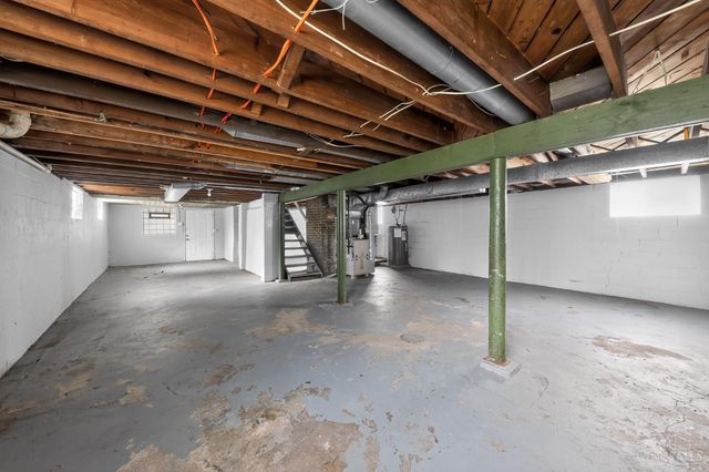 6915 Kleindale Avenue, North College Hill, OH 45231