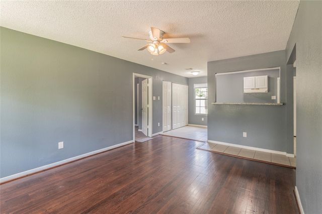 5407 Thrush Drive, Houston, TX 77033