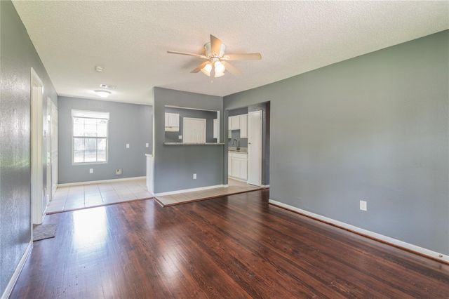 5407 Thrush Drive, Houston, TX 77033
