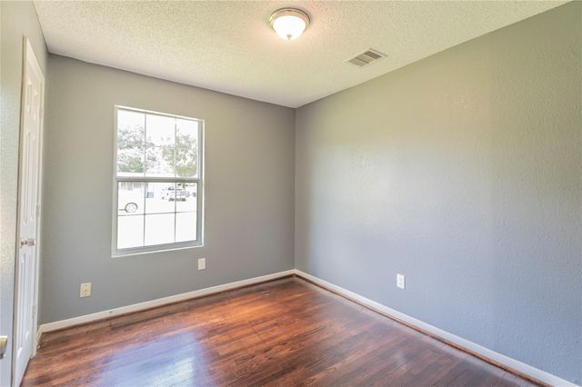 5407 Thrush Drive, Houston, TX 77033
