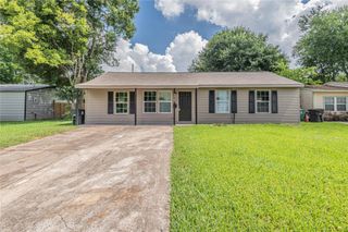 5407 Thrush Drive, Houston, TX 77033