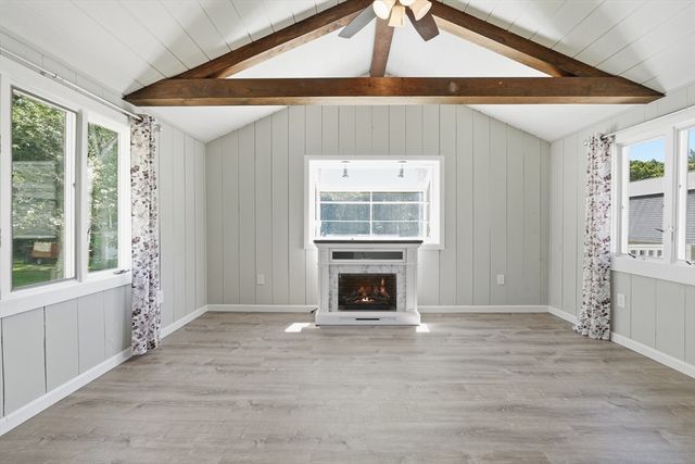 218 Blackstone St, Bellingham, MA 02019