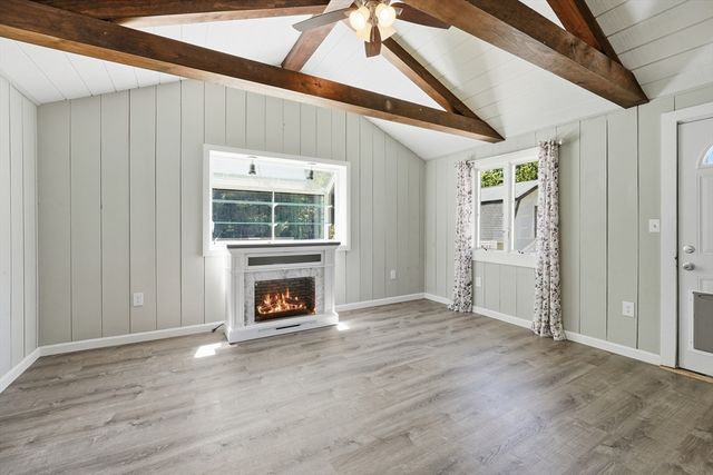 218 Blackstone St, Bellingham, MA 02019