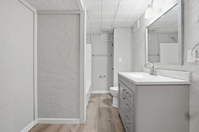 218 Blackstone St, Bellingham, MA 02019