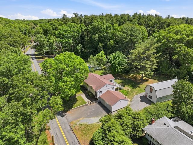 218 Blackstone St, Bellingham, MA 02019