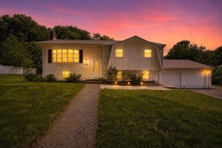 218 Blackstone St, Bellingham, MA 02019