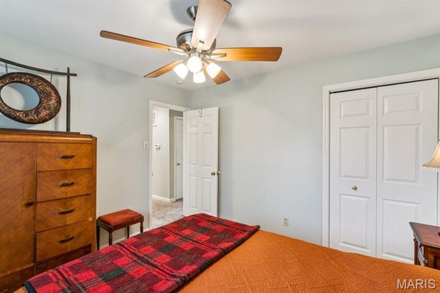 687 Green Forest Drive, Fenton, MO 63026