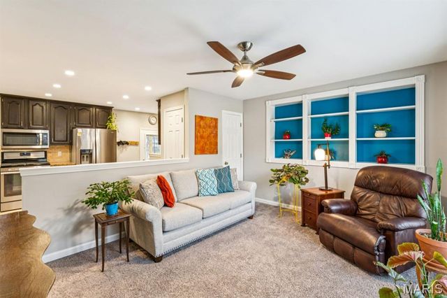 687 Green Forest Drive, Fenton, MO 63026