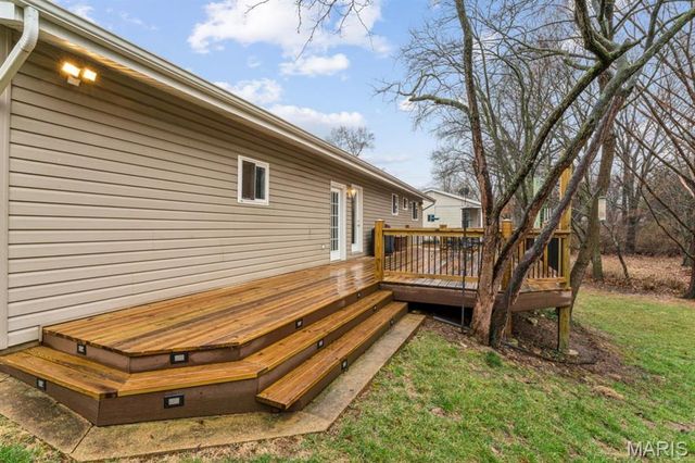 687 Green Forest Drive, Fenton, MO 63026