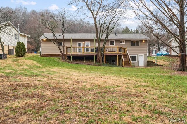 687 Green Forest Drive, Fenton, MO 63026