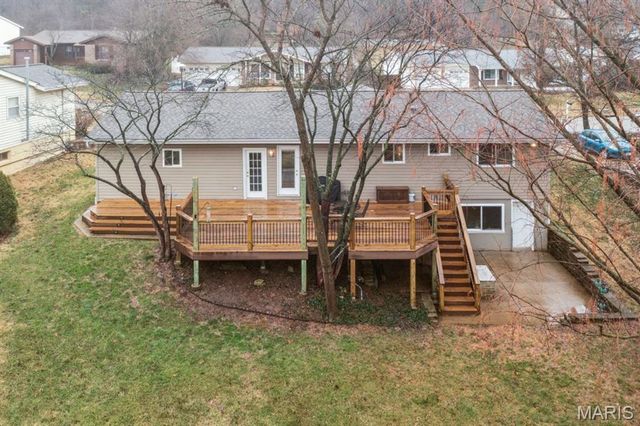 687 Green Forest Drive, Fenton, MO 63026