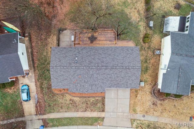 687 Green Forest Drive, Fenton, MO 63026