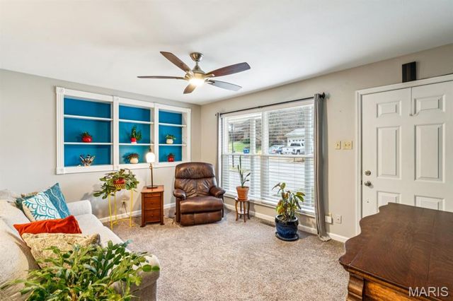 687 Green Forest Drive, Fenton, MO 63026